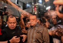 Wamen Imipas Silmy Karim Menyerahkan Diri Ke KPK Kasus OTT Korupsi Keimigrasian